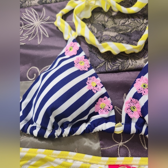 Victoria's Secret Stripe & Sequin Triangle Bikini - Picture 4 of 11